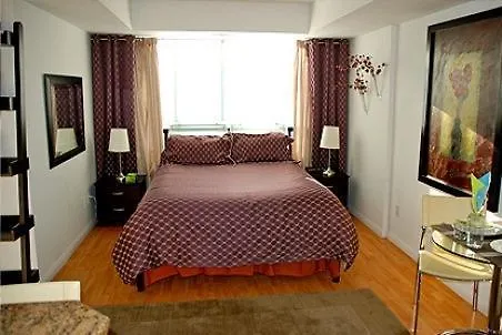 Apartment Toronto Luxury Accommodations - University Plaza