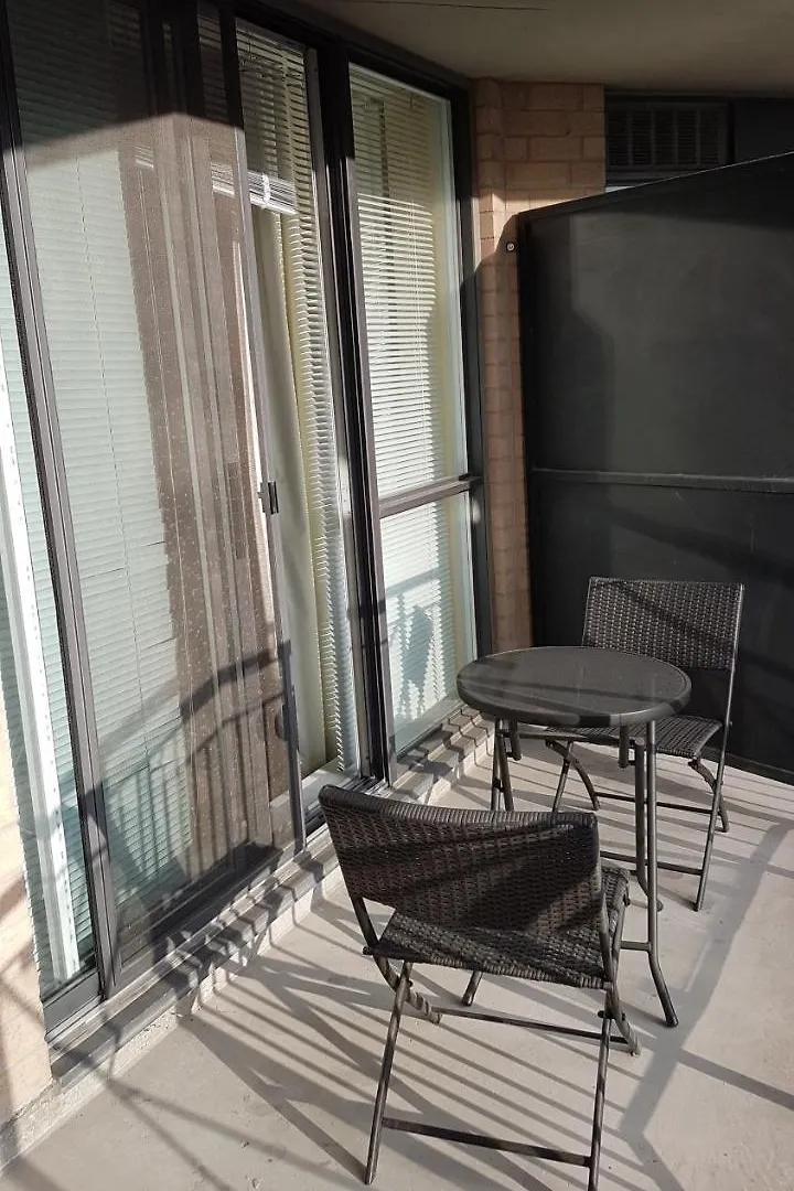 Toronto Luxury Accommodations - University Plaza Canada